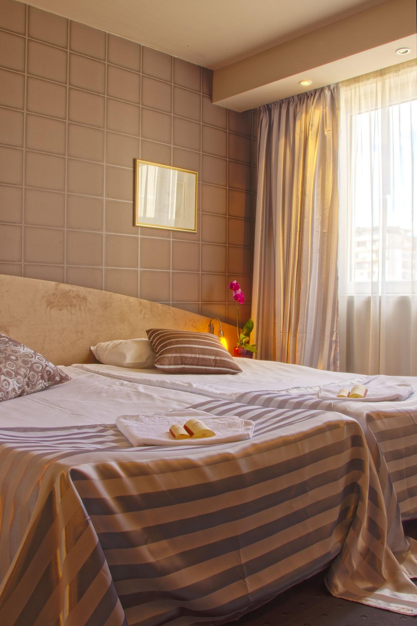 Triada Hotel Sofia Ngoại thất bức ảnh
