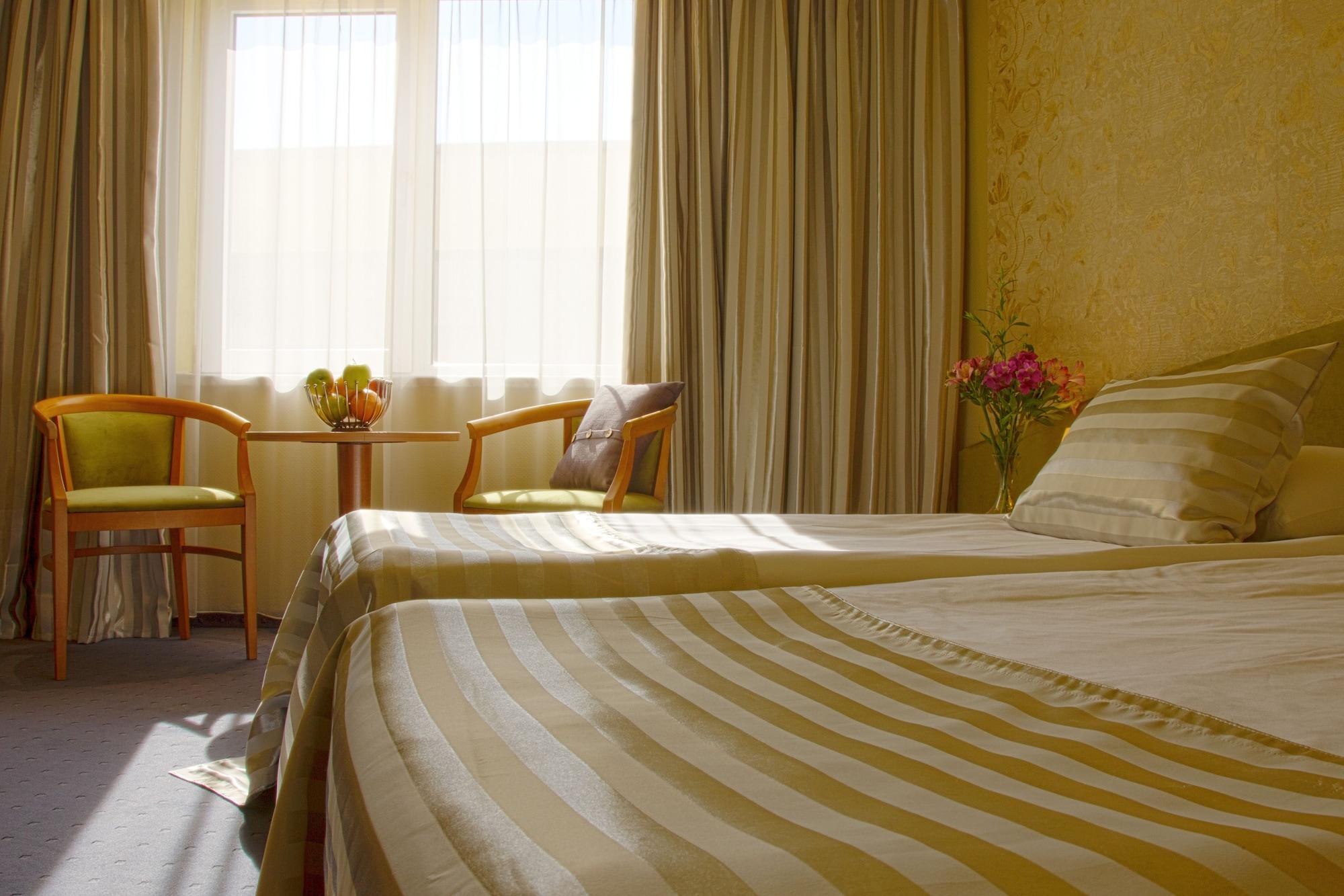 Triada Hotel Sofia Ngoại thất bức ảnh
