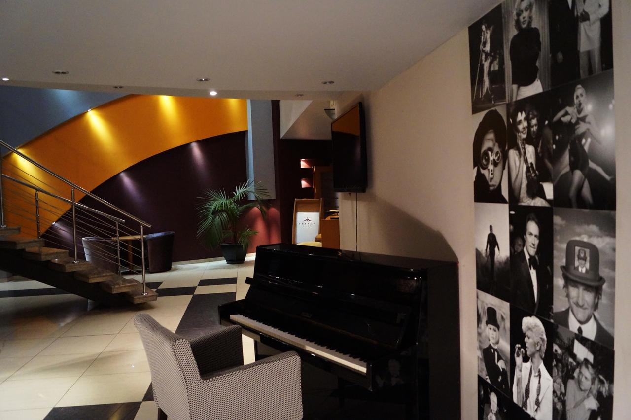Triada Hotel Sofia Ngoại thất bức ảnh